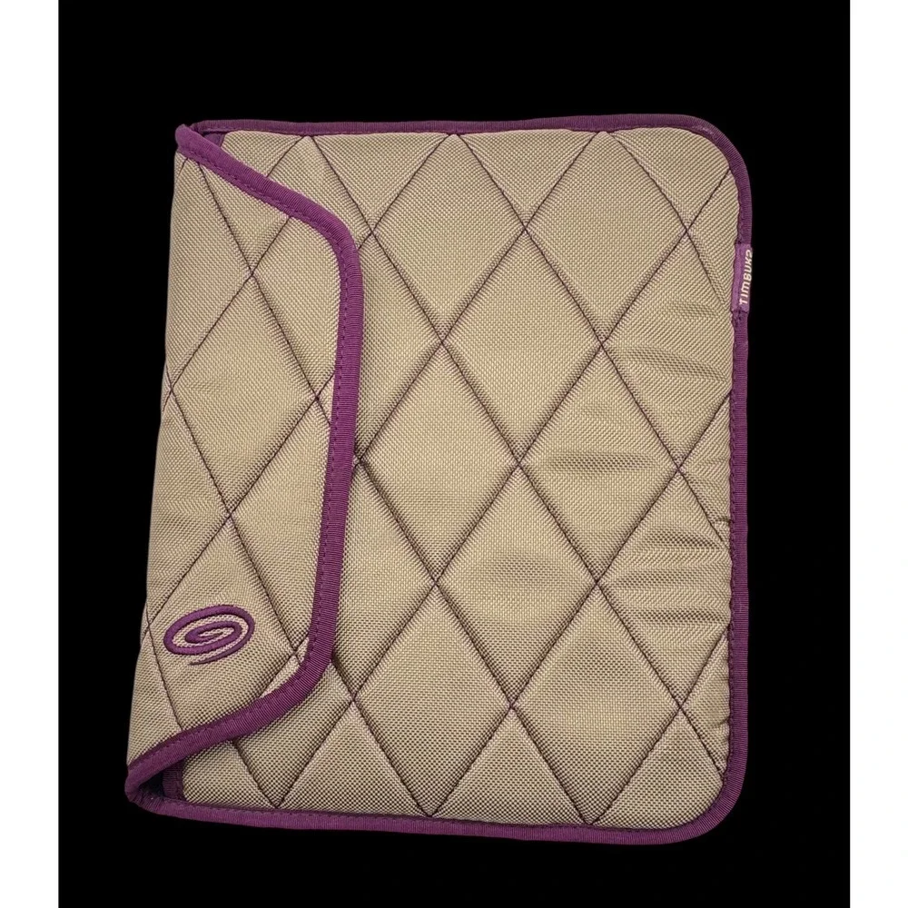 Timbuk2 padded tablet